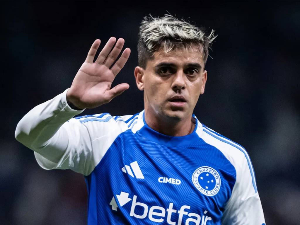 Fágner, lateral do Cruzeiro