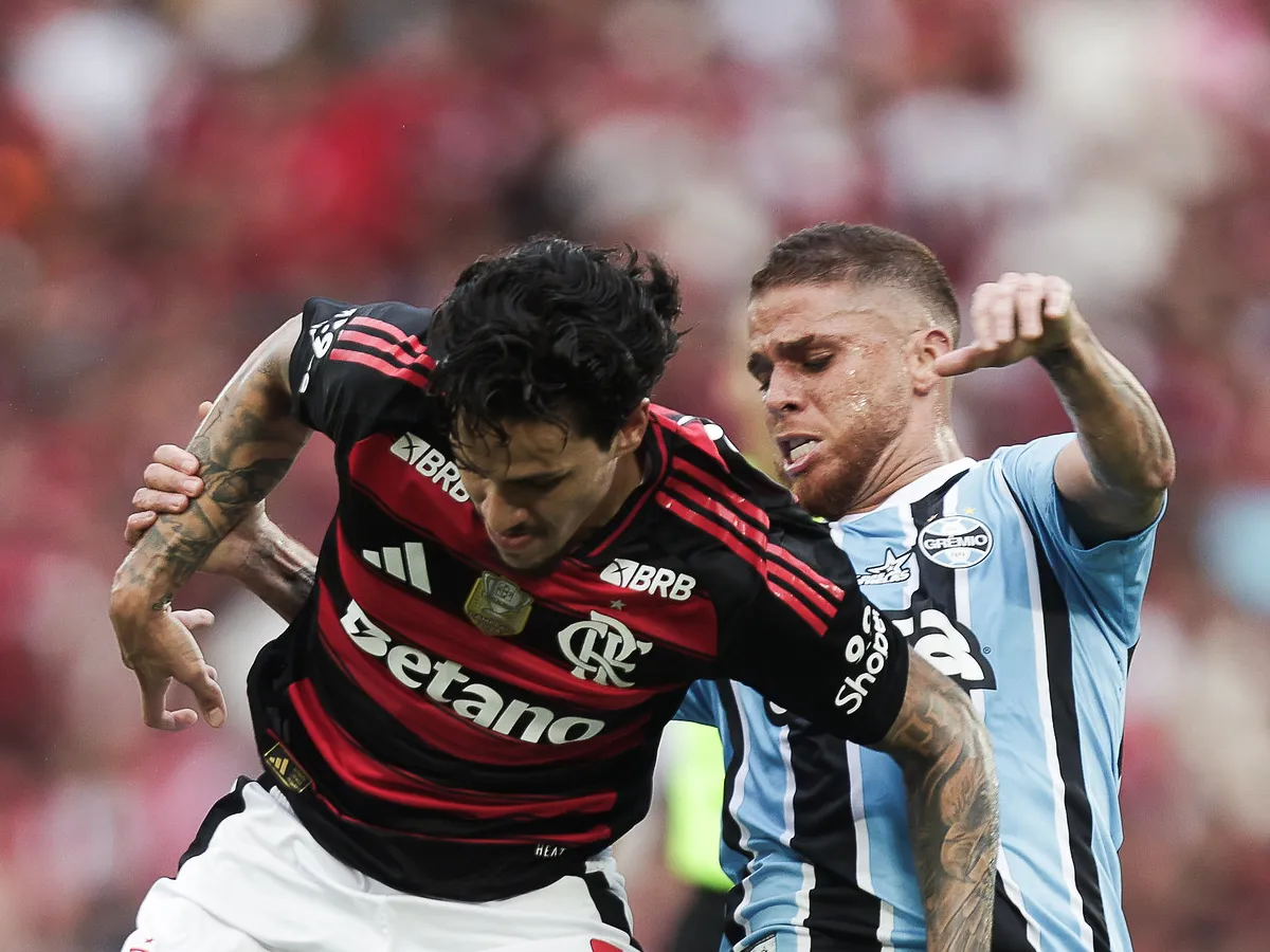 Flamengo e Grêmio mediram forças no Maracanã