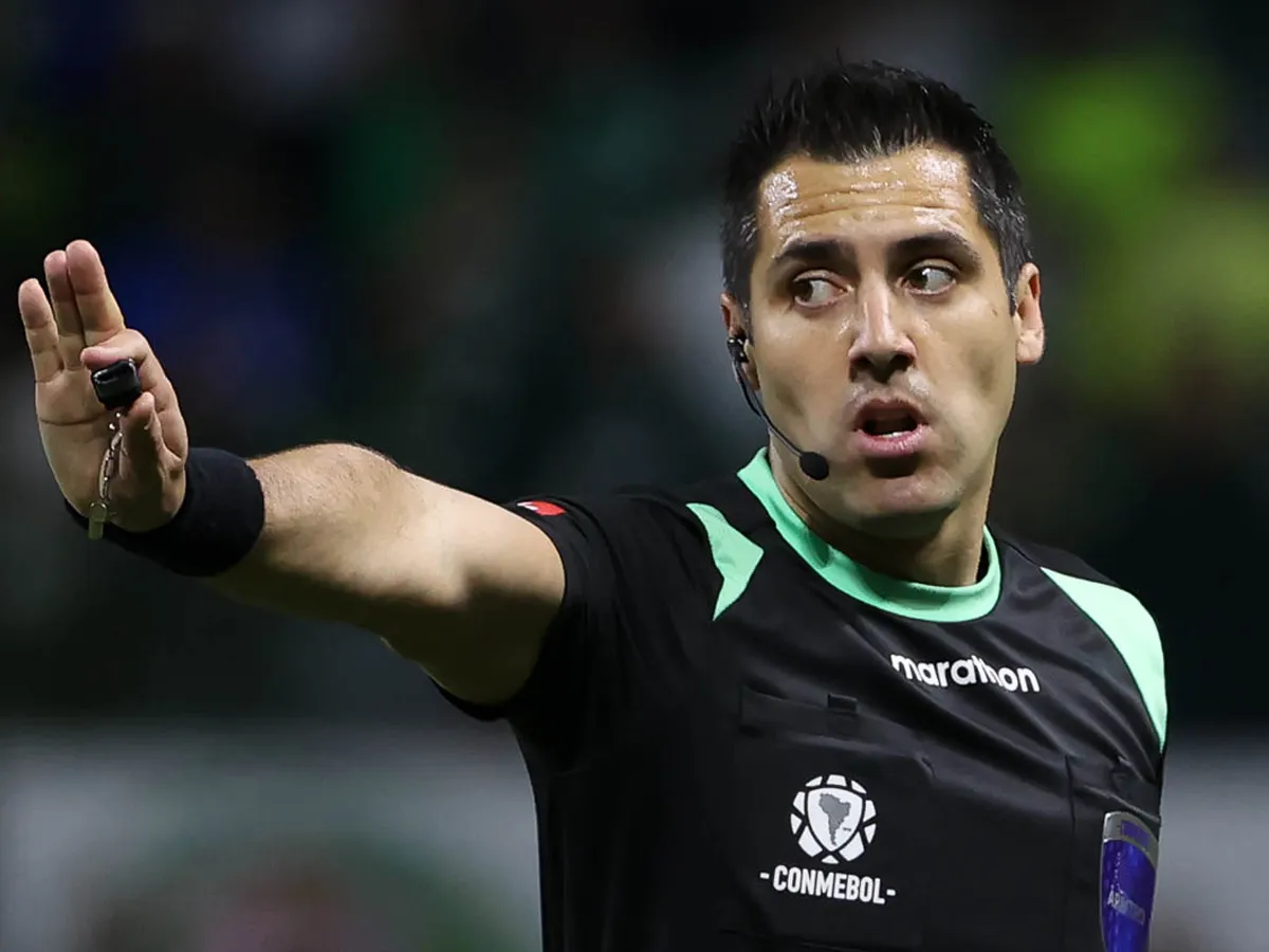 Cristian Garay, árbitro