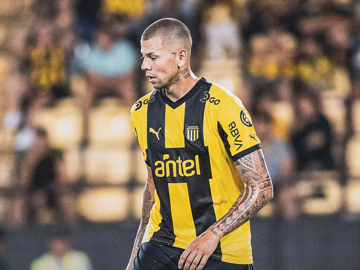 Léo Coelho está de volta ao futebol brasileiro