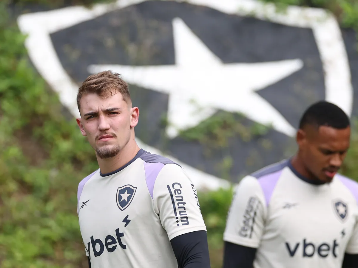 Léo Linck será mantido como titular do Botafogo