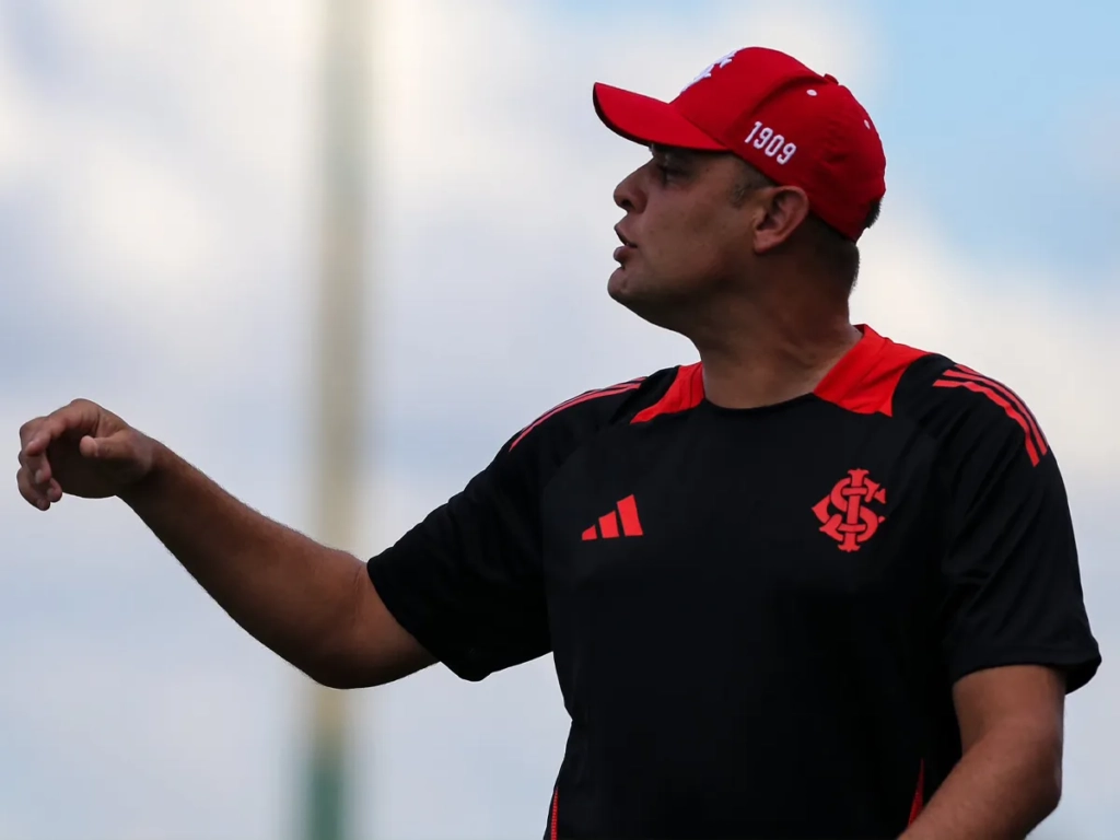 Renan Brito foi um dos demitidos pelo Internacional