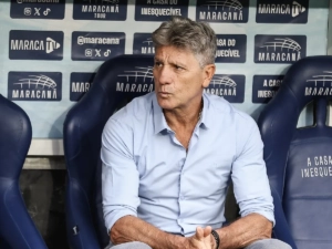 Renato Gaúcho precisa resolver questão no ataque