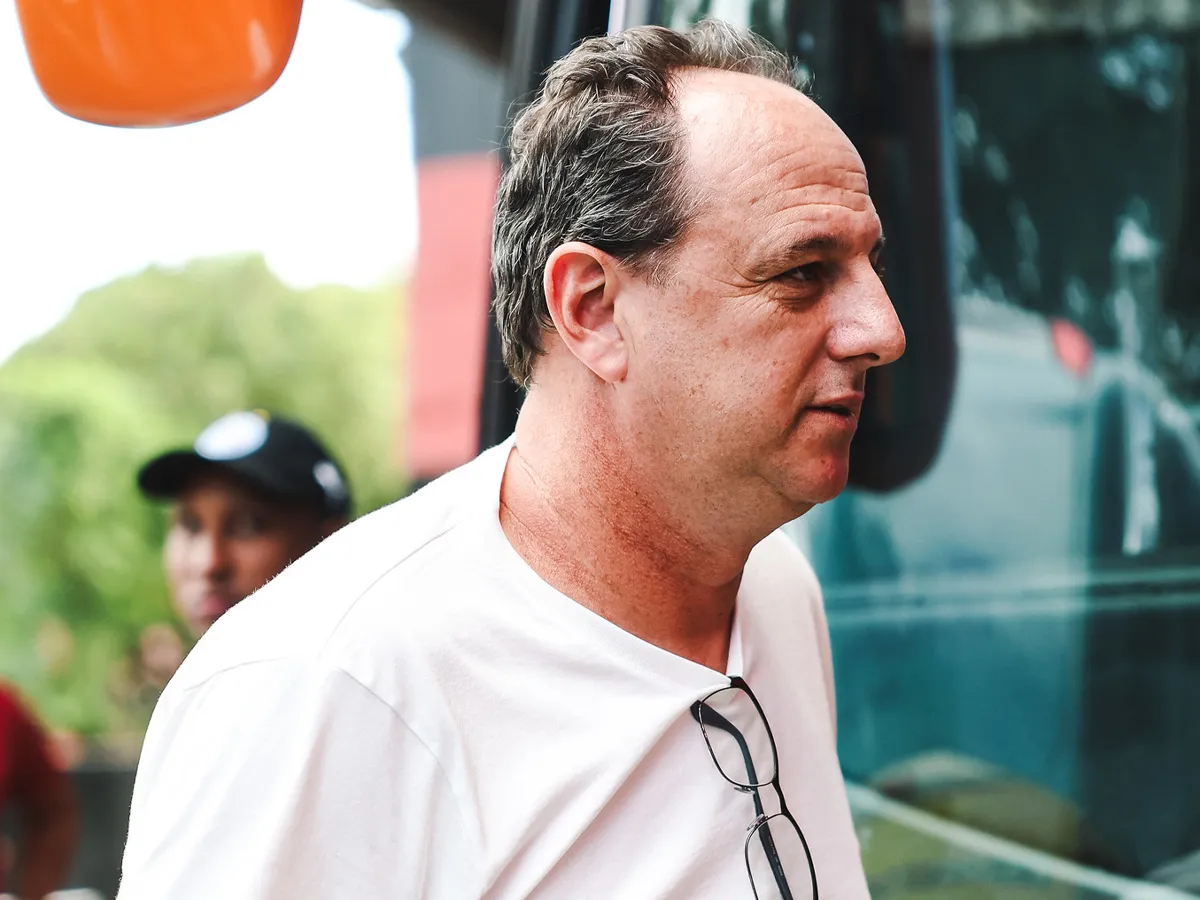 Rogério Ceni destacou o jogo com o Retrô