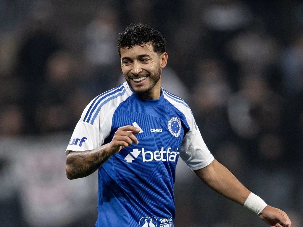 William, lateral-direito do Cruzeiro