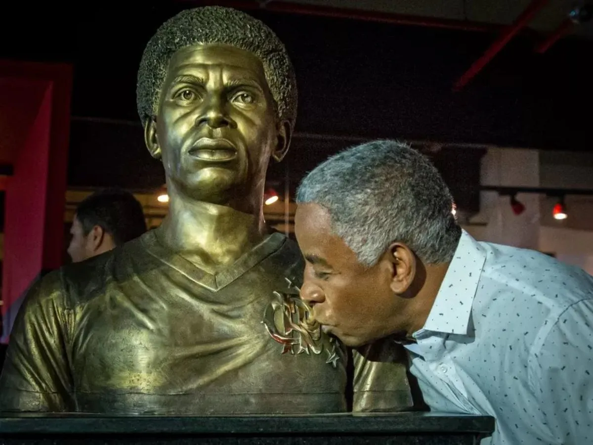 Ídolo do Flamengo elogia time de Filipe Luís e destaca Arrascaeta: "Fantástico"