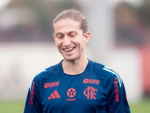 Flamengo oferece contrato até 2026 para Filipe Luís e aguarda contraproposta