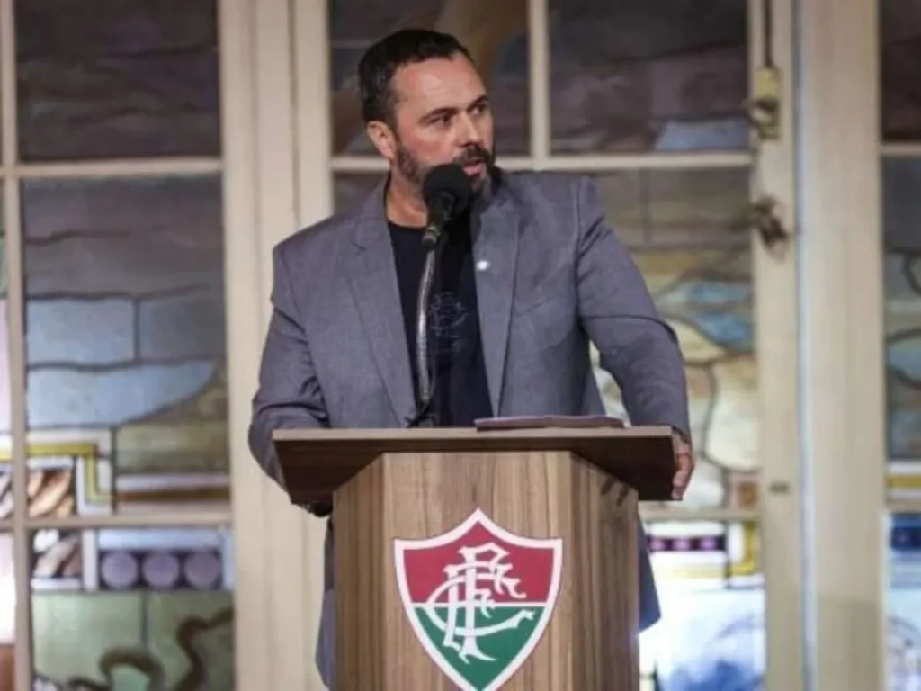 Fluminense tenta reduzir dívidas para tornar SAF atrativa: entenda