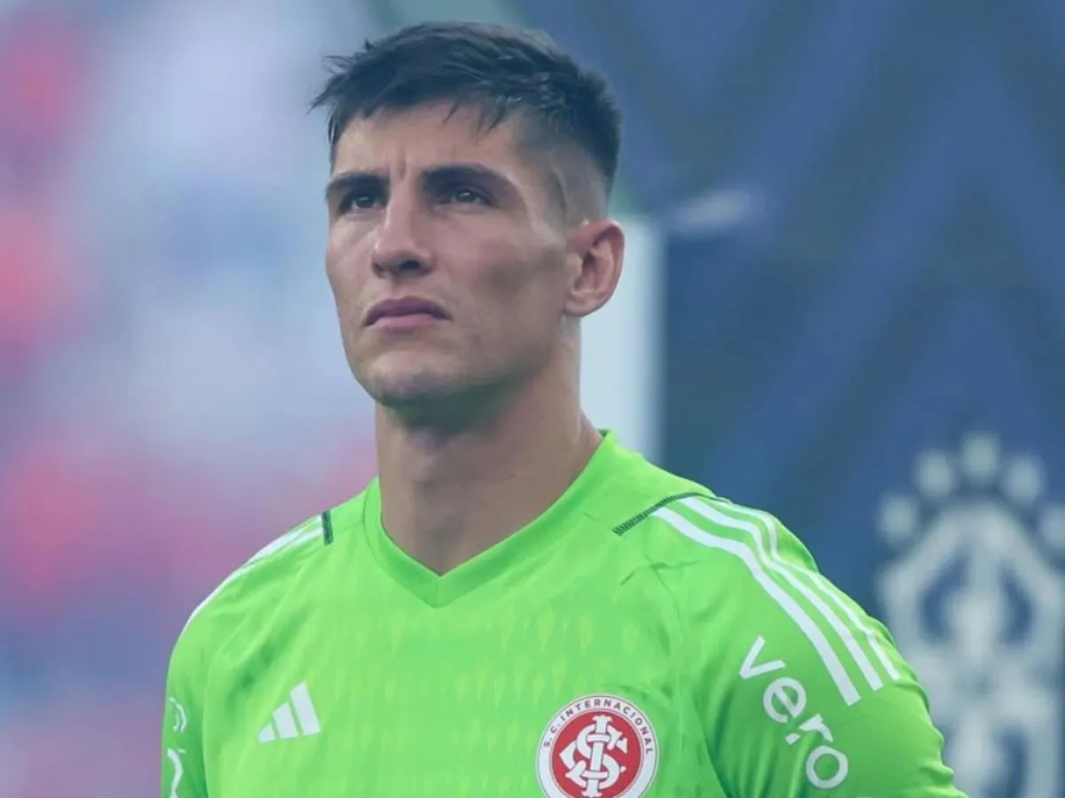 Internacional: Goleiro Rochet vira desfalque após lesão