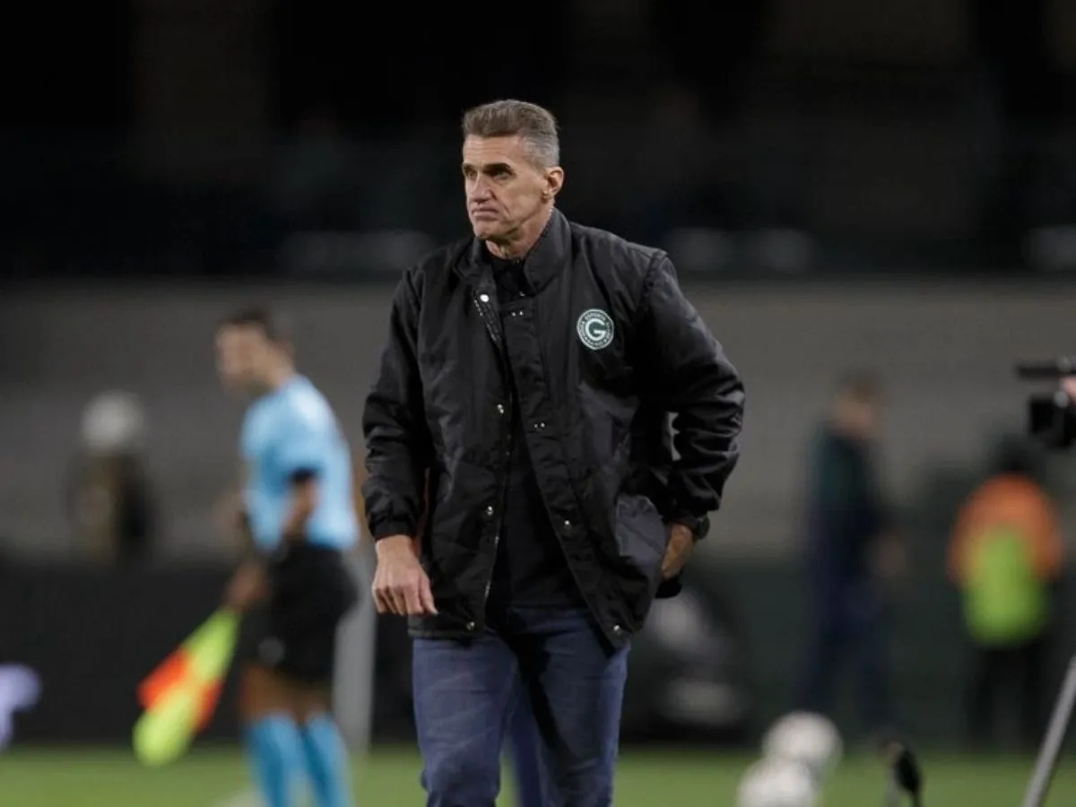 Mancini sobe o tom após empate do Goiás com o Coritiba