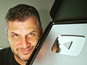 José Ilan repassa carreira e relembra passagem pela TV Manchete