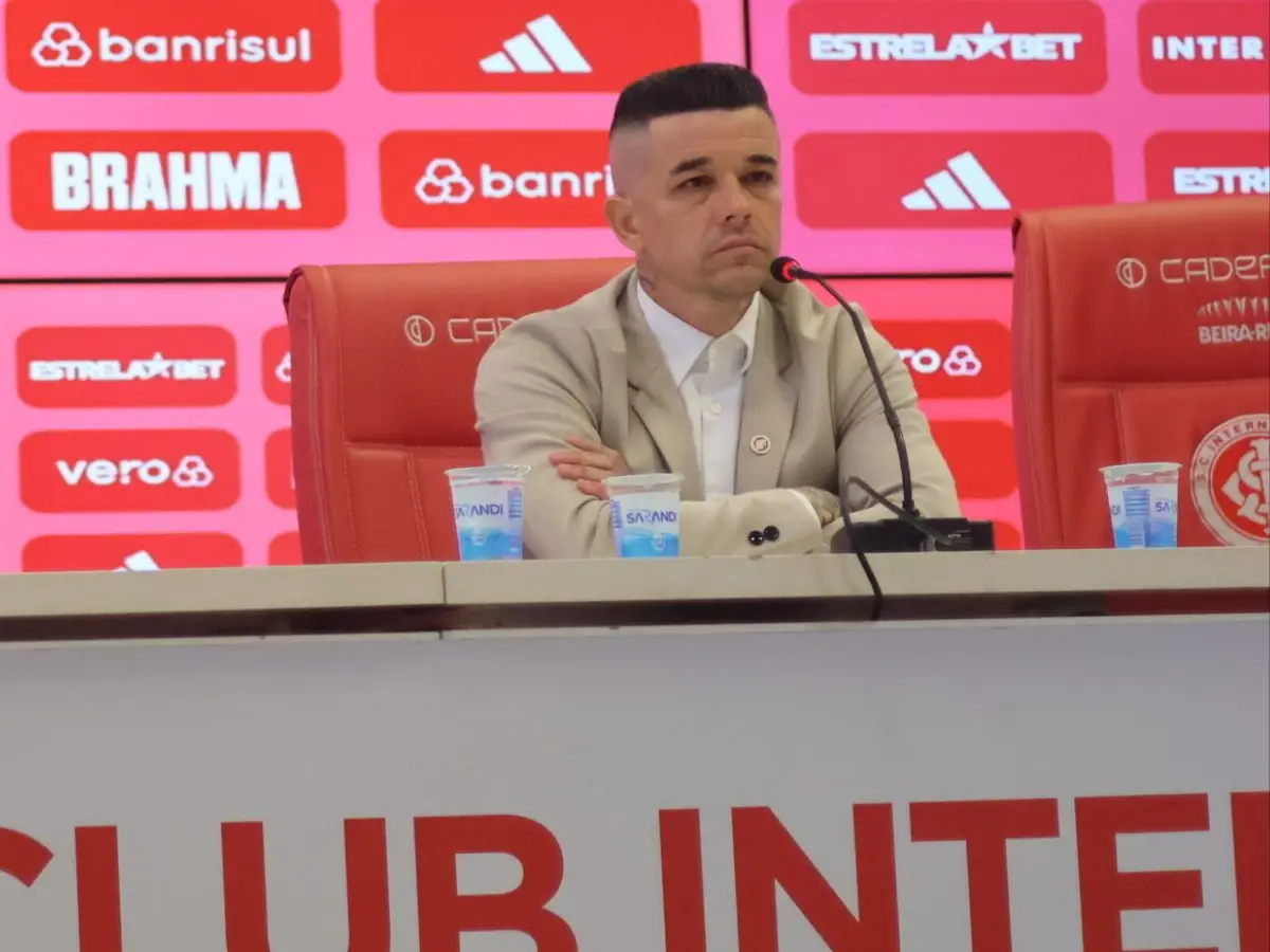 Andrés d'Alessandro pode deixar o Internacional