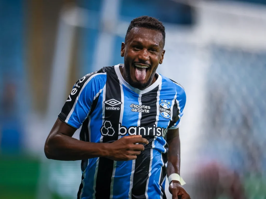 Edenilson fora do Grêmio? Veja o que pensa a diretoria do clube