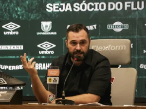 Quem é o interino que vai comandar o Fluminense contra o Botafogo no Brasileirão?