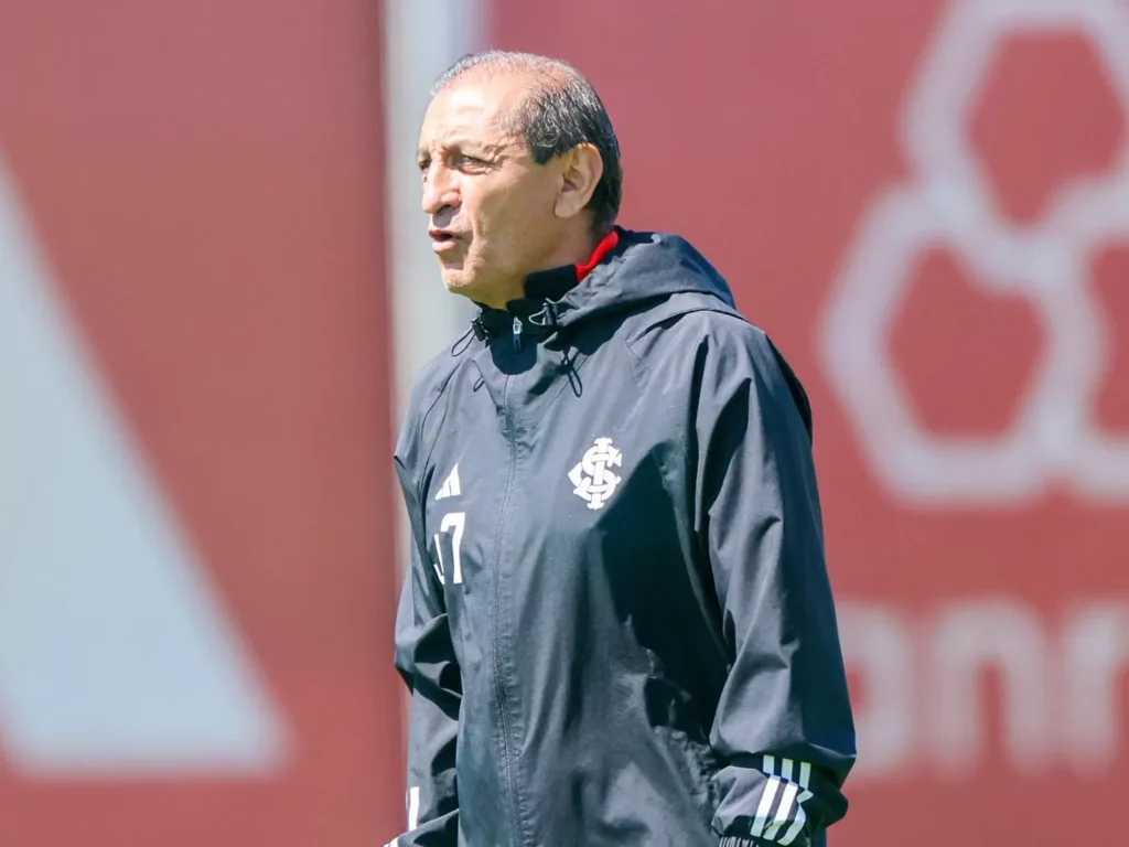 Ramón Díaz projeta um Internacional protagonista e elogia qualidade do elenco