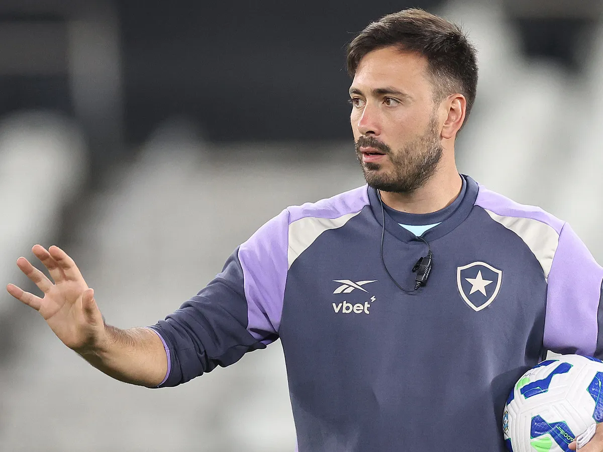 Kaio Pantaleão e Alexsander Barboza? Saiba a provável escalação do Botafogo contra o Bahia