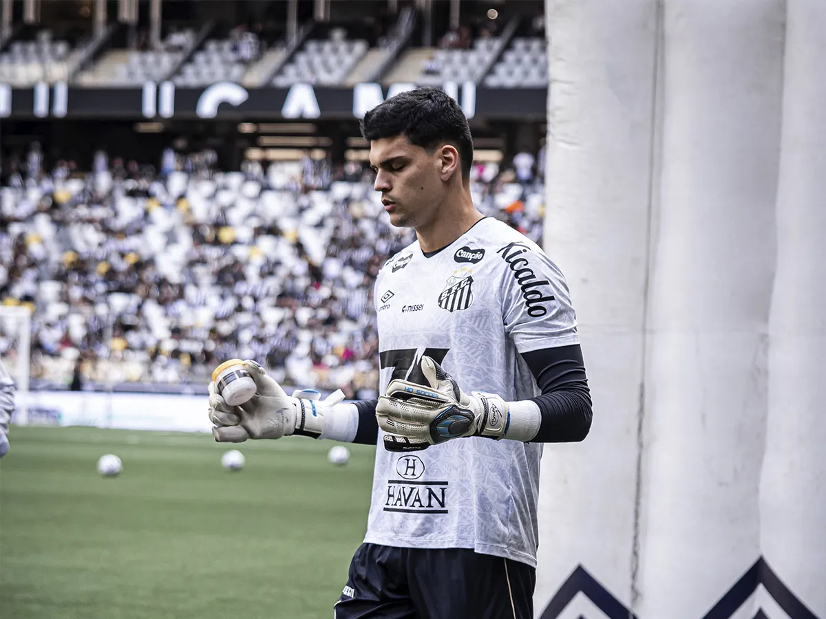 Gabriel Brazão, goleiro do Santos