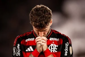 Flamengo: Léo Pereira iguala marca rara de Rodrigo Caio e entra para seleta lista na Libertadores