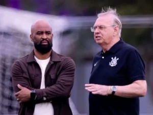 Dívidas com reforços colocam Corinthians em risco de nova punição da Fifa; saiba detalhes