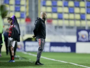 Relembre como foi a passagem anterior de Celso Silva pelo Flamengo