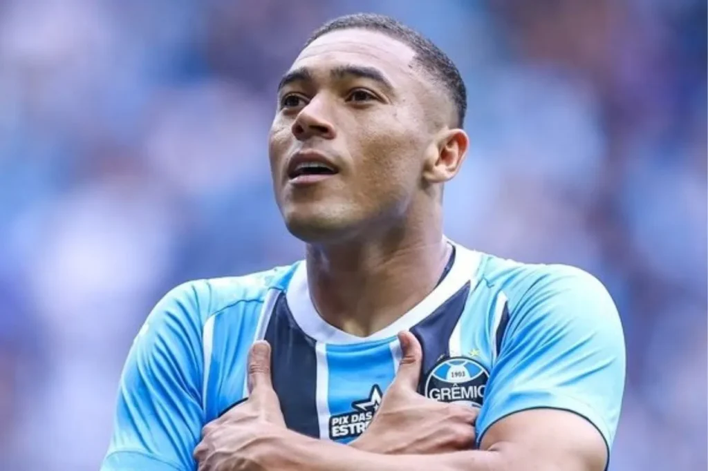 Carlos Vinícius muda o ataque do Grêmio; veja os números
