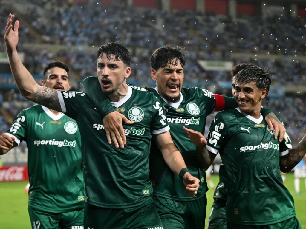 Palmeiras supera Flamengo e assume melhor aproveitamento entre os clubes da Série A em 2025