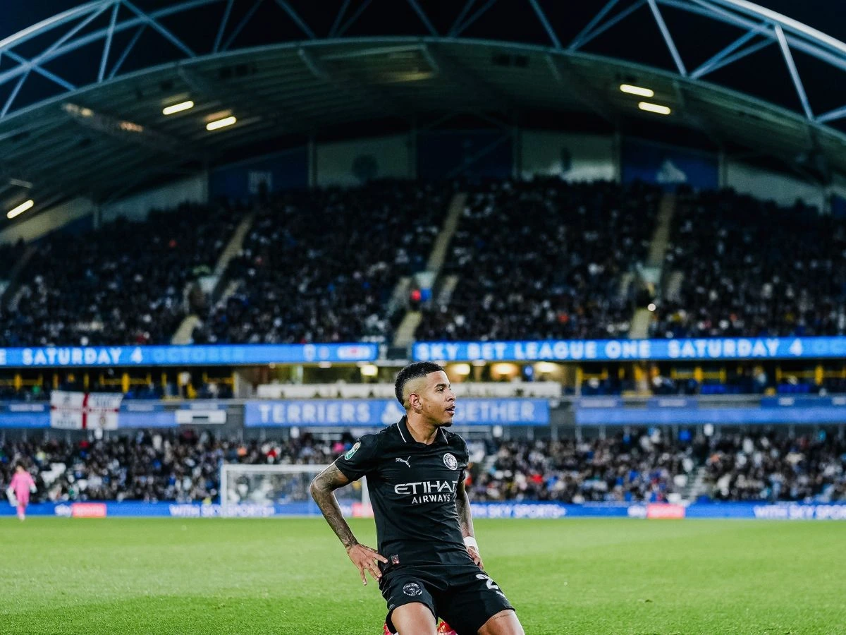 Manchester City - Savinho