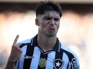 Joaquin Correa pode deixar o Botafogo