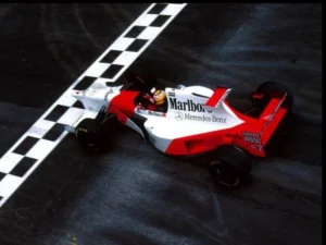 McLaren - Mark Blundell