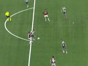 Flamengo reclamou da atuação do Var