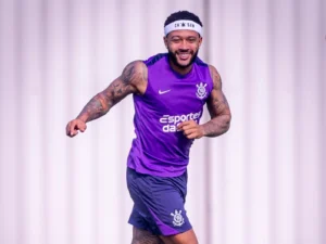 Memphis Depay joga? Veja escalação do Corinthians para receber o Mirassol