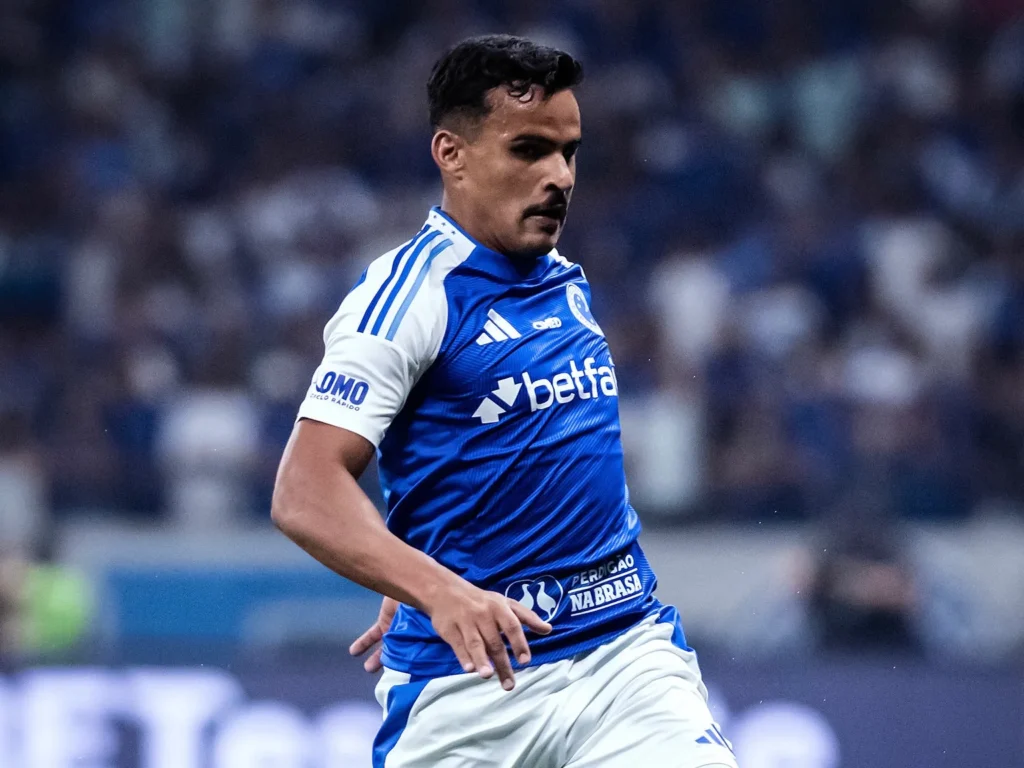 Kaiki lidera estatísticas e se destaca com a camisa do Cruzeiro; veja os números