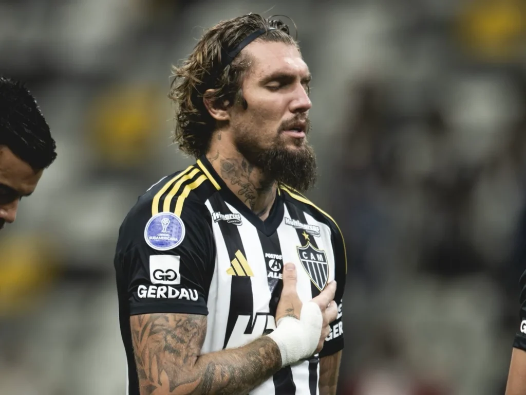 Lyanco passa por cirurgia e não joga mais pelo Atlético-MG na temporada