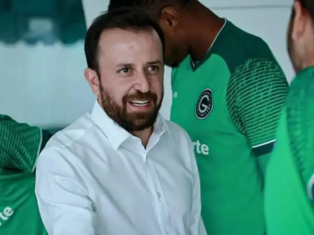 Lucas Andrino é demitido do Goiás
