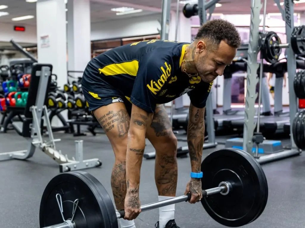 NEYMAR AINDA FORA DO SANTOS