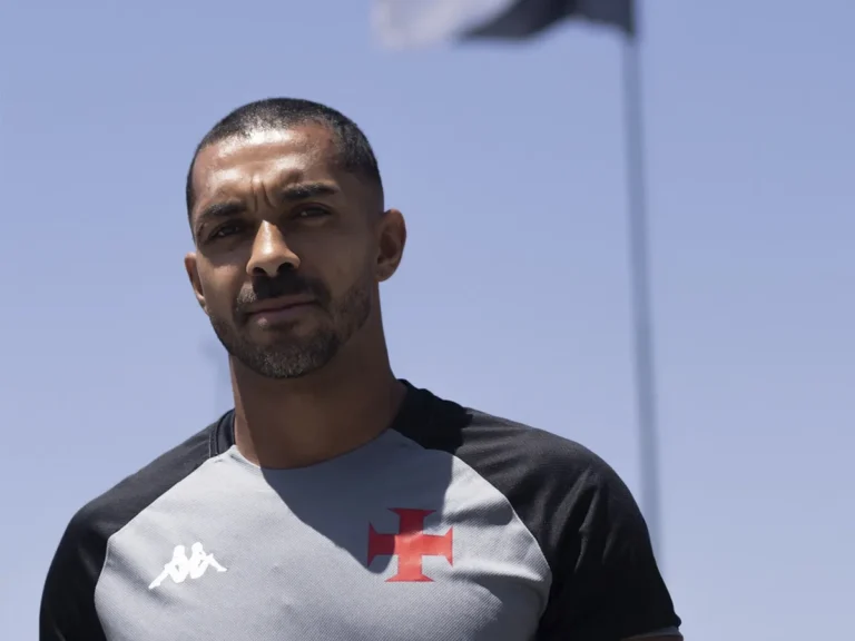 Vasco tem desfalques para o clássico contra o Fluminense pelo Cariocão; saiba detalhes