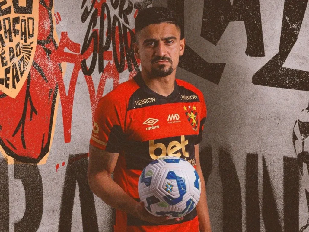 Sport não paga por Ramon Menezes e tenta renegociar dívida com Atlético-GO; saiba detalhes