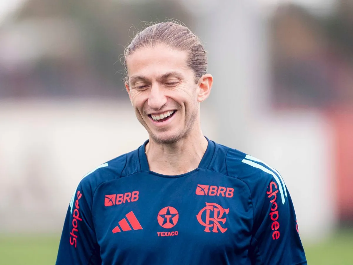 Flamengo oferece contrato até 2026 para Filipe Luís e aguarda contraproposta