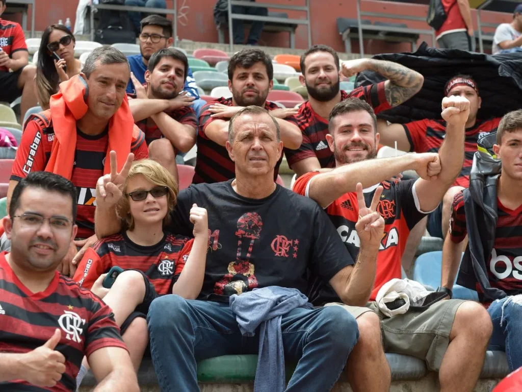 Flamengo x Palmeiras: Embaixada do Brasil alerta torcedores sobre regras de entrada e segurança para final da Libertadores em Lima
