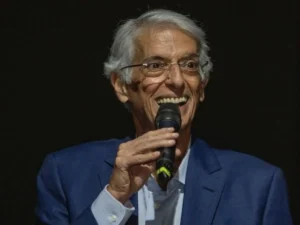 Legado complexo de Celso Barros no Fluminense ainda provoca debate interno