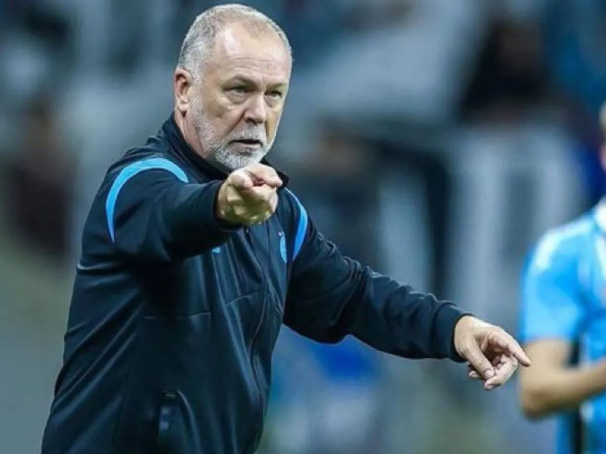 Trio de R$ 70 milhões vive seca de gols e preocupa o Grêmio na reta final do Brasileirão