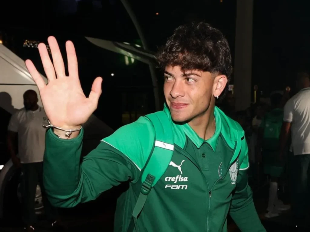 Palmeiras recebe oferta do San Lorenzo para comprar fatia restante de Agustín Giay; veja valor