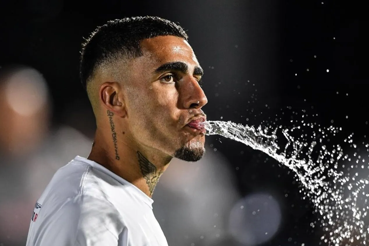 Gabriel Girotti renova com Bragantino: saiba salário, tempo de contrato e valor da multa rescisória