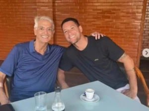 Ex-jogadores do Fluminense lamentam morte de Celso Barros