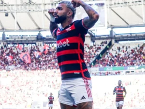 Zico, Pedro, Gabigol e mais: quem são os maiores artilheiros do Flamengo na Libertadores?