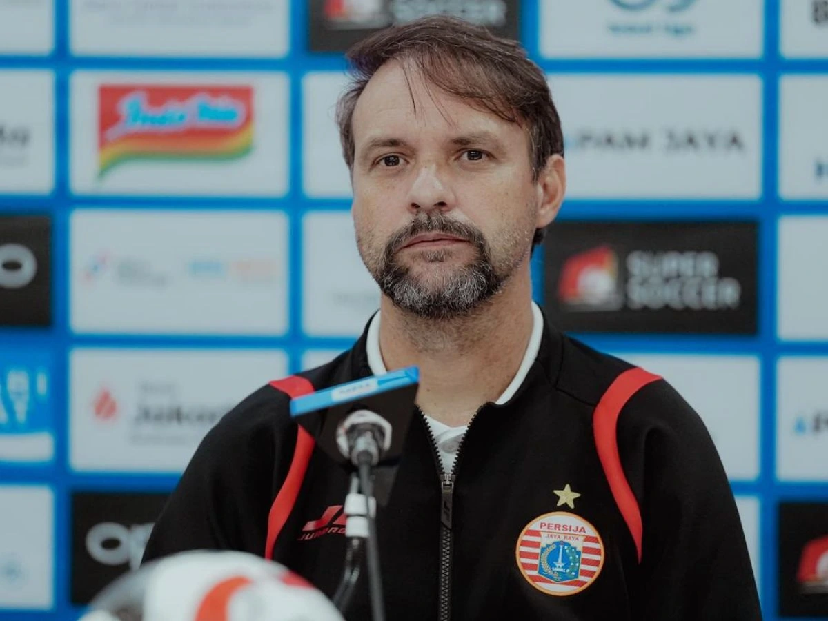 Maurício de Souza, ex-técnico do Vasco, conquista marca histórica no futebol asiático