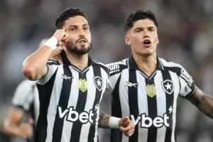 Alex Telles/Botafogo