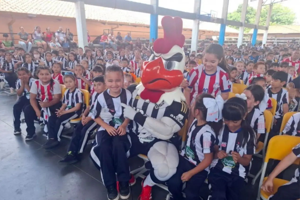 Atlético-MG enfrenta o Lanús neste sábado
