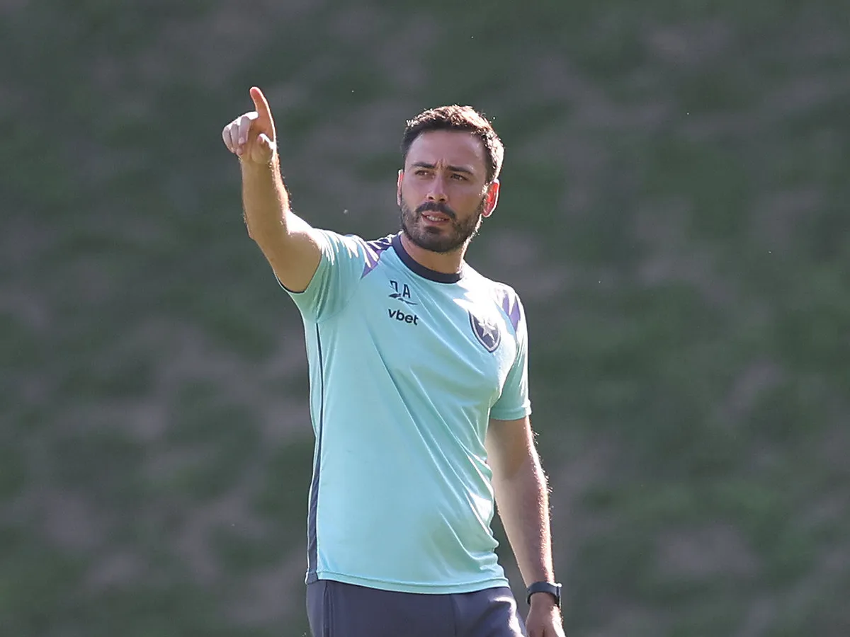 Botafogo reduz desfalques e tem força máxima para Davide Ancelotti; veja detalhes