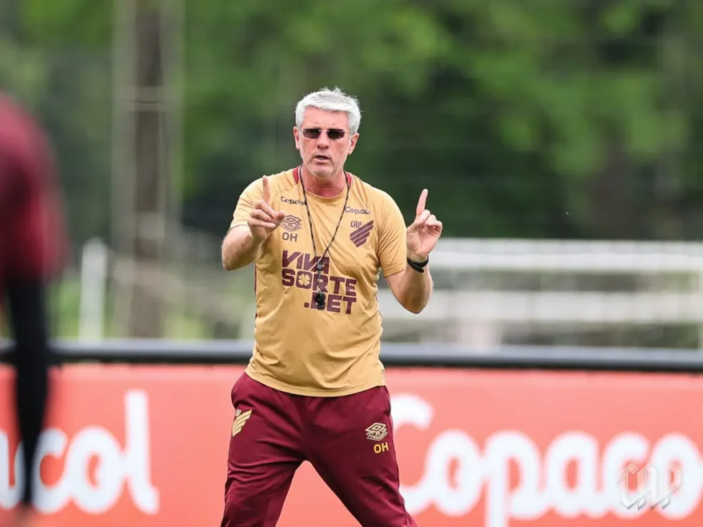 Athletico-PR luta pelo acesso